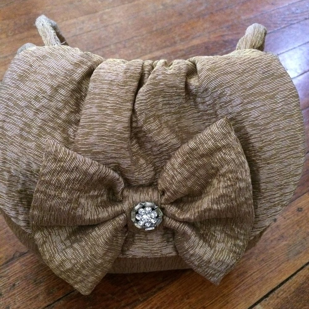 "LIGHTWEIGHT- BEAUTIFUL- and ELEGANT" Gold Organza